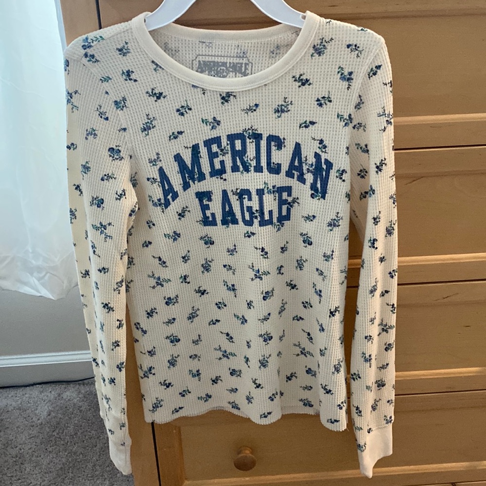 American Eagle size XS long sleeve waffle knit shirt